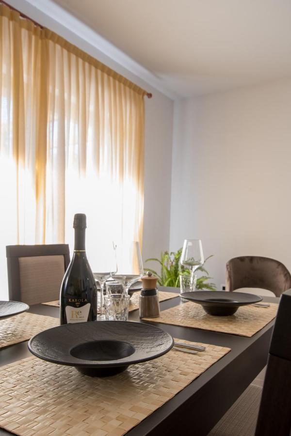 Apartmani Noa I Natali Kaldanija Екстер'єр фото